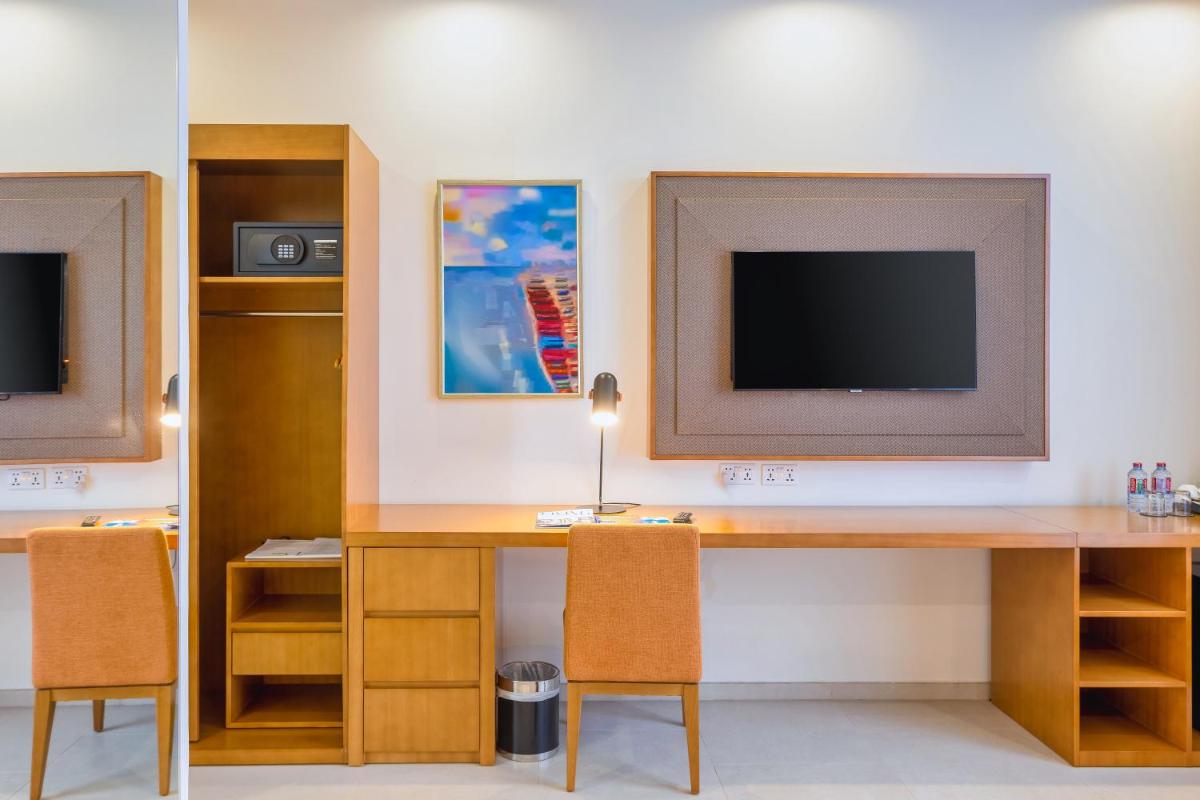 Alisa Hotel Tema - Housity