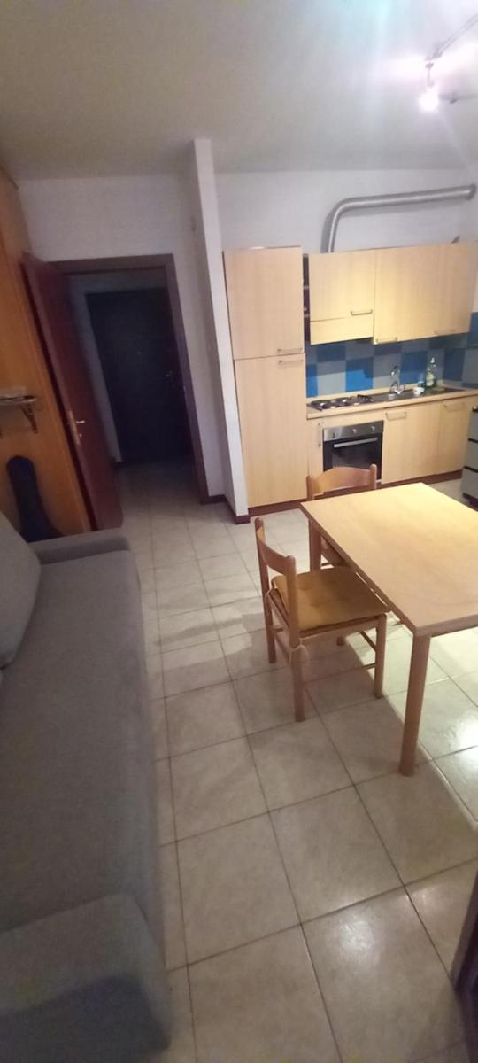 Appartamento incantevole completo con parcheggio - Housity
