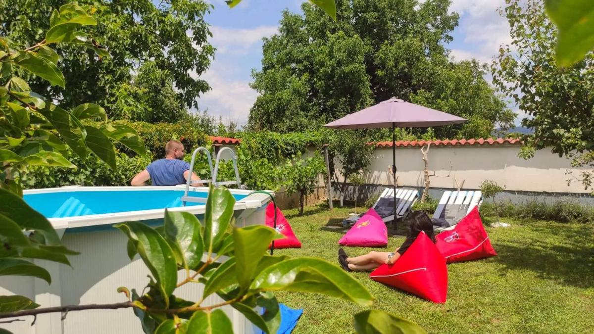 River Hills Guest House - Housity