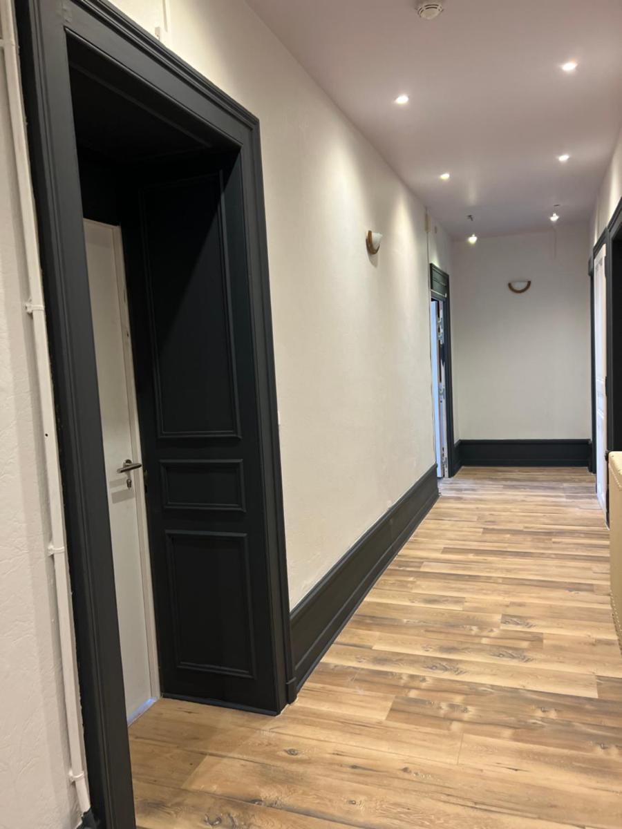 Hotel Savoy - Housity