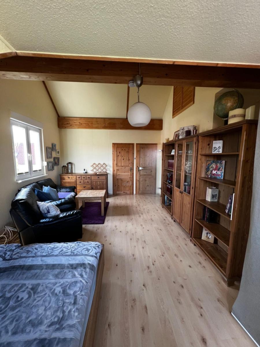 Schönes Reihenendhaus für bis zu 6 Personen - Housity