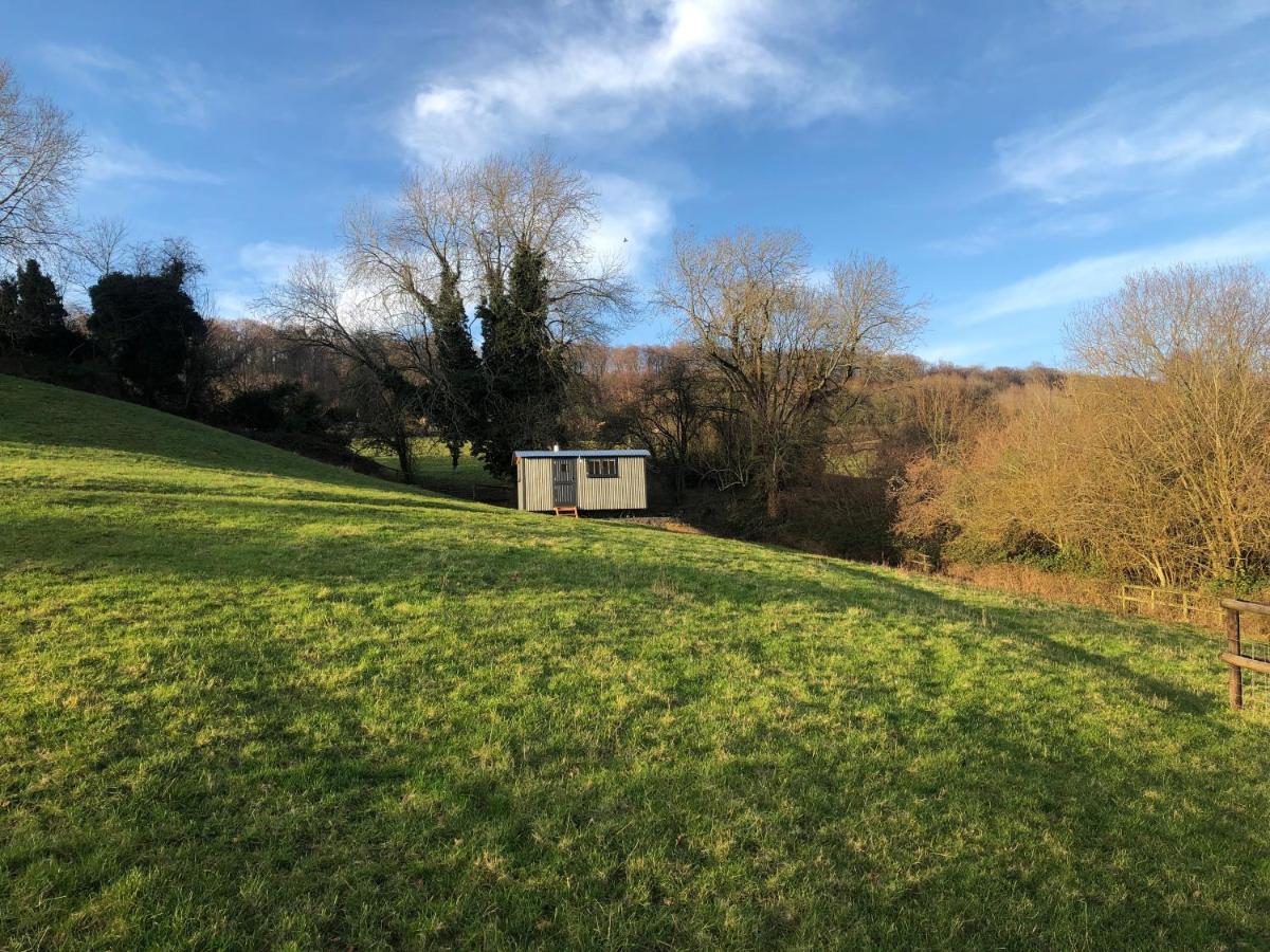 Shepherds Hut Slad Valley Cotswolds - Housity