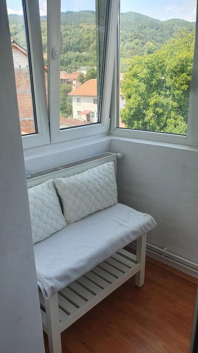 Apartament Panoramic Calimanesti - Housity