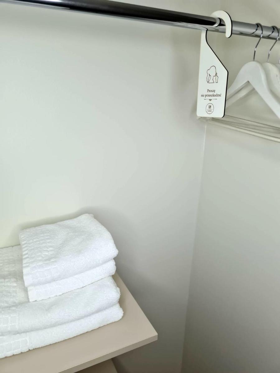 Via Hotel Polkowice - Housity