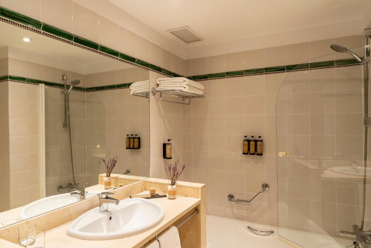 Parador de Teruel - Housity