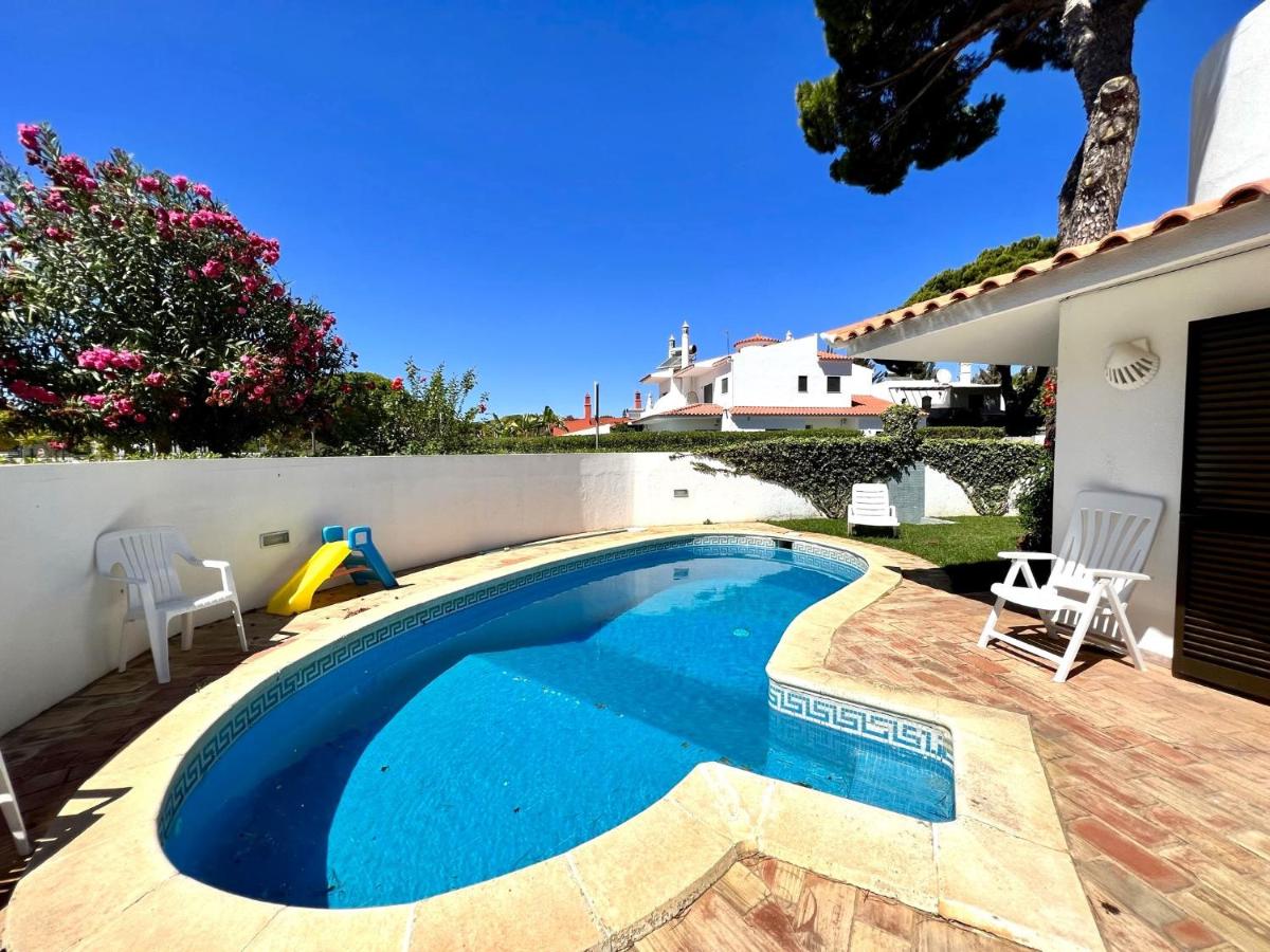 Vilamoura Traditional Villa with Pool by Homing - Housity
