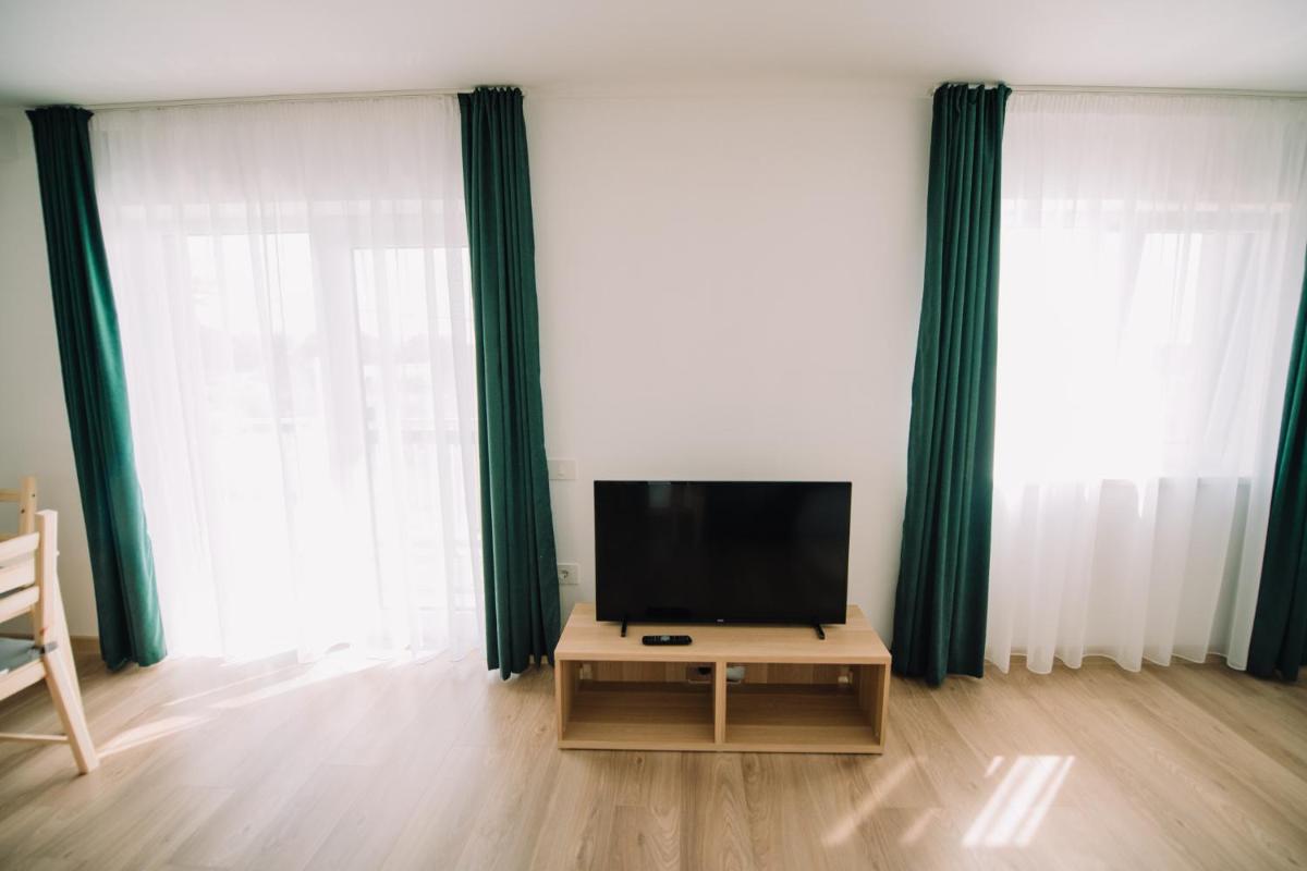 Dream House Apartments - Housity