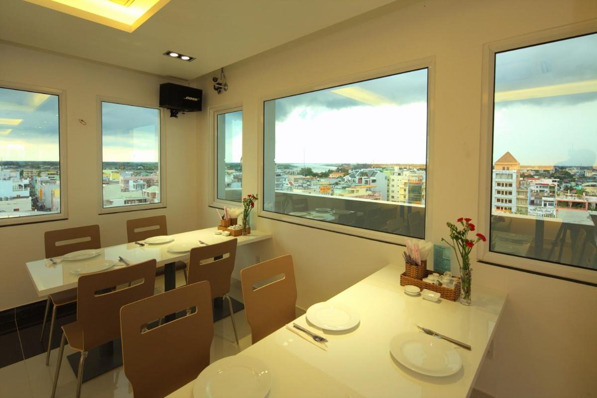 Hung Cuong Hotel - Housity