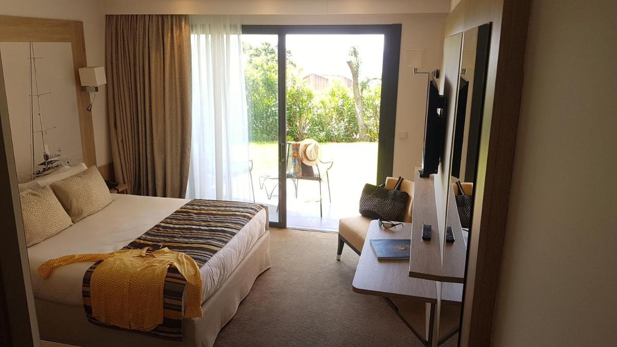 DAVIA Hotel - Housity