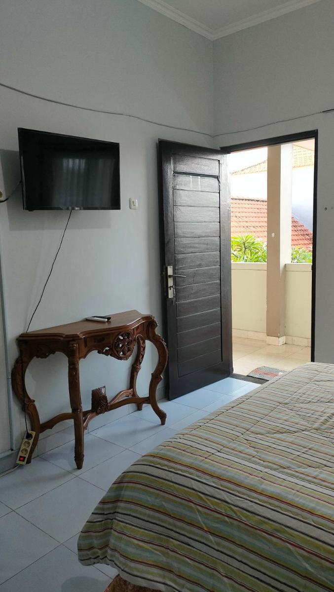 Kos Bu Suji - Housity