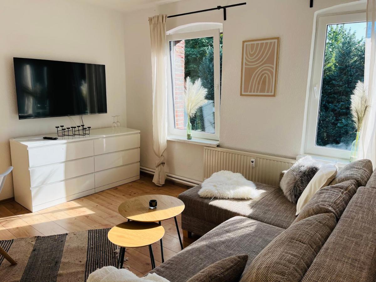 Connect 9.3 - Housity
