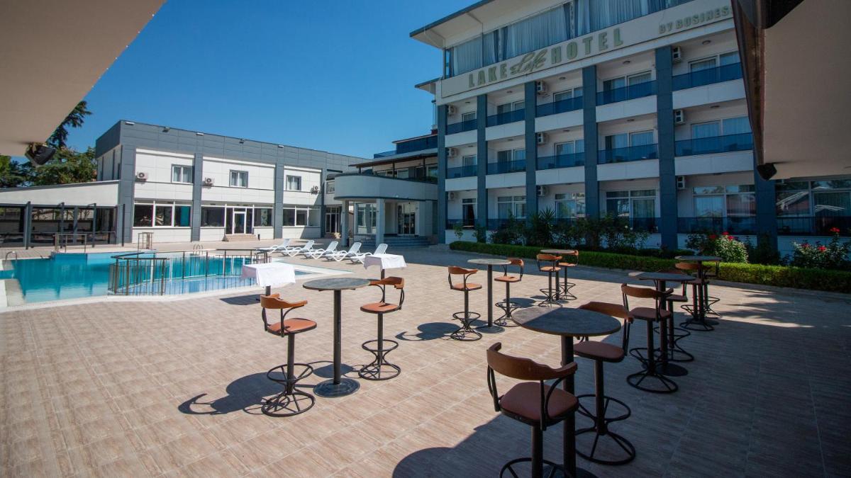 Suitetrails - Lake Life Hotel