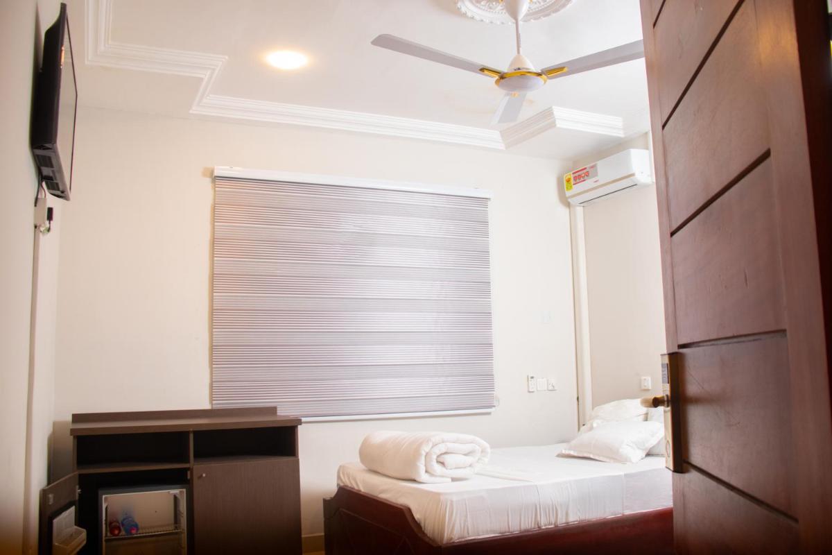El-King Home Lodge - Housity