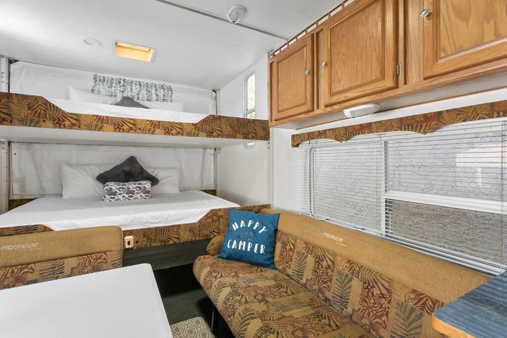Comfy Camper--Group, Family, Kid, & Pet-Friendly - Housity