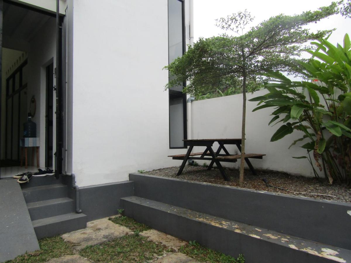 Rumah Kembar DI kawasan wisata lembang - Housity