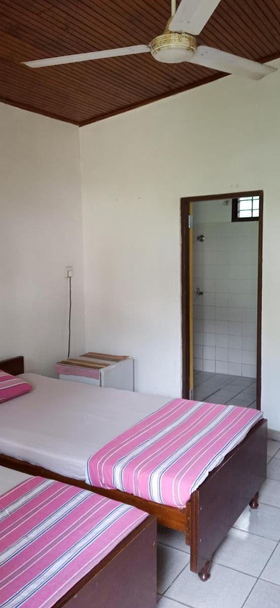 Suitetrails - Mount Lavinia Home Stay