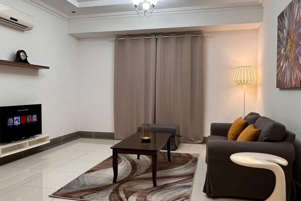 Suitetrails - ONE 2BHK Apartment near Muscat Intl Airport