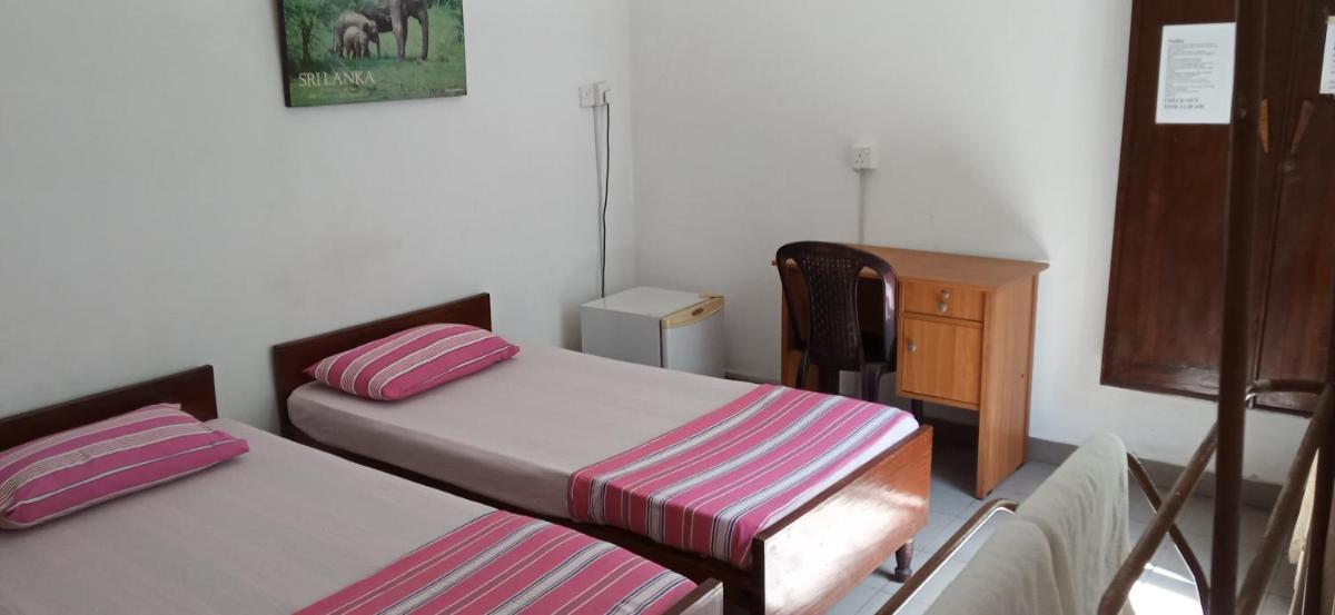 Mount Lavinia Home Stay - Housity
