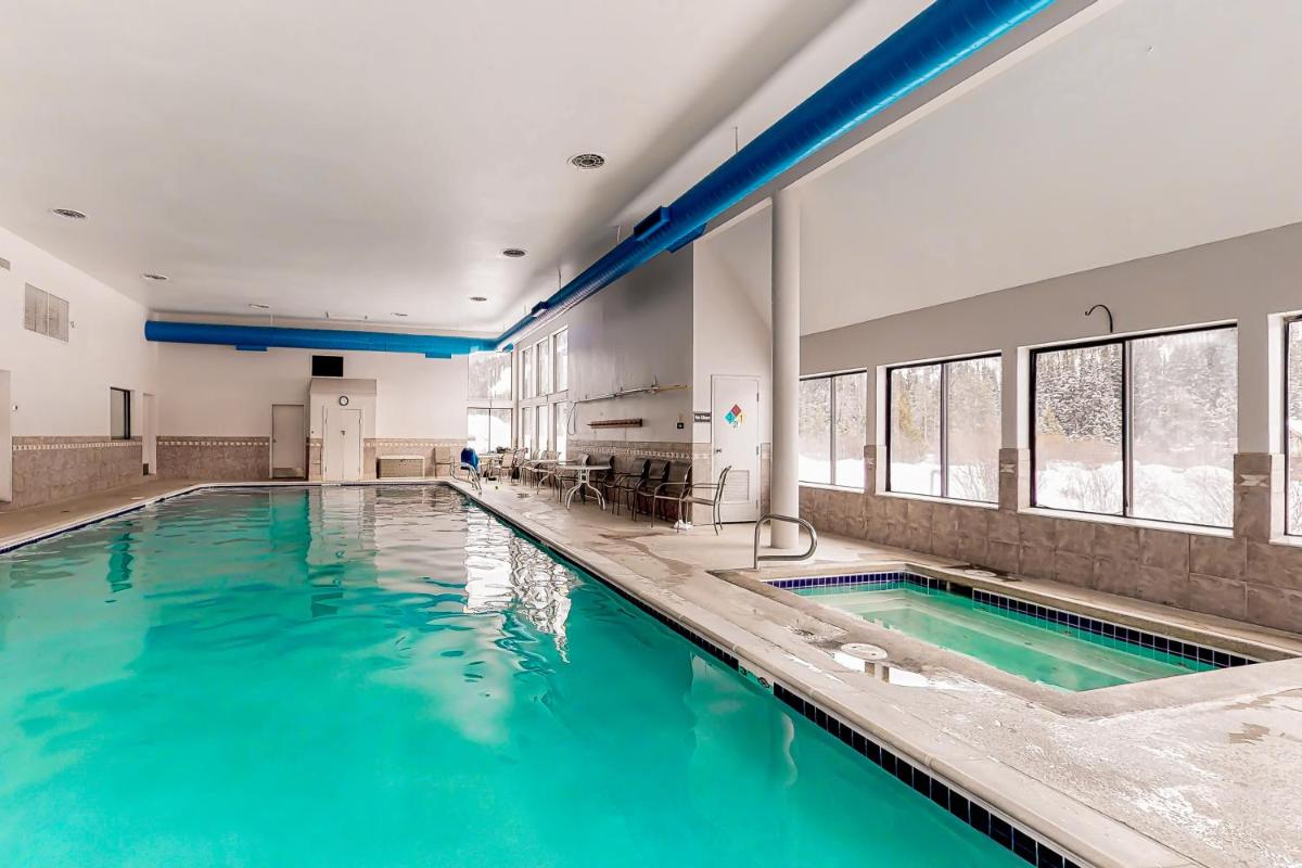 Lakeshore 1563 - Housity