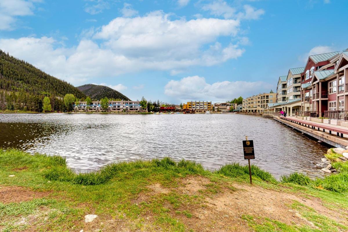 Lakeshore 1563 - Housity
