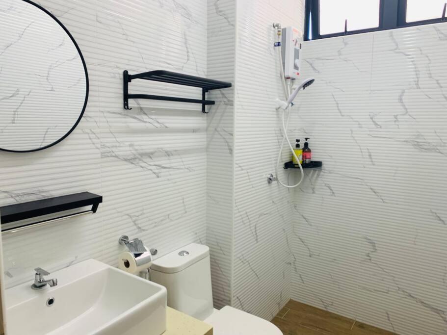 The Quartz 3parking ,Near to Jonker Walk - Housity