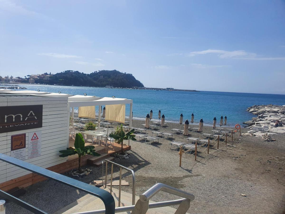 Central Sestri Executive 2 Bedroom&Huge Terrace - Hizvo