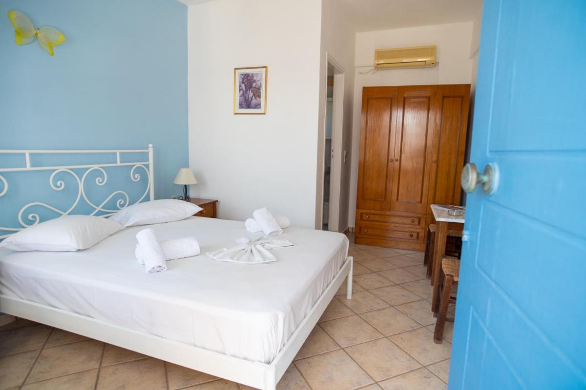 Manos Rooms - Housity