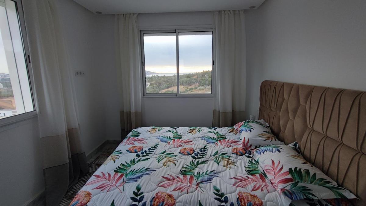 Apartment with a beautiful view on Tangier bay - Hizvo