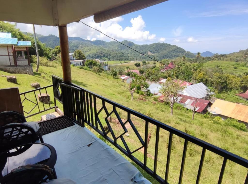 VIEW BUNGALOW MONI - Housity