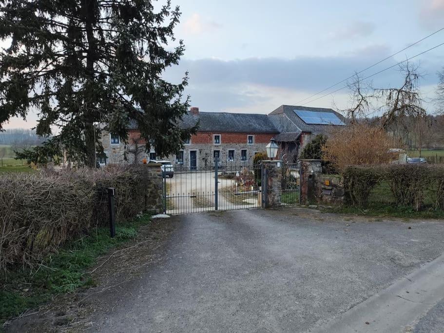 LE CHAMPS DES LIEVRES - Housity