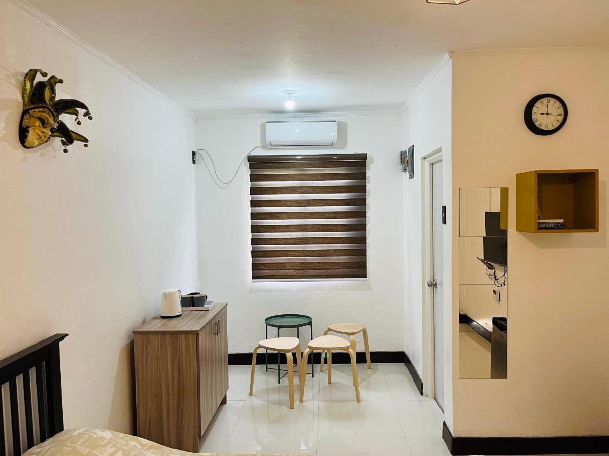 Venice Unit Tagaytay Netflix/Wifi/Parking - Housity