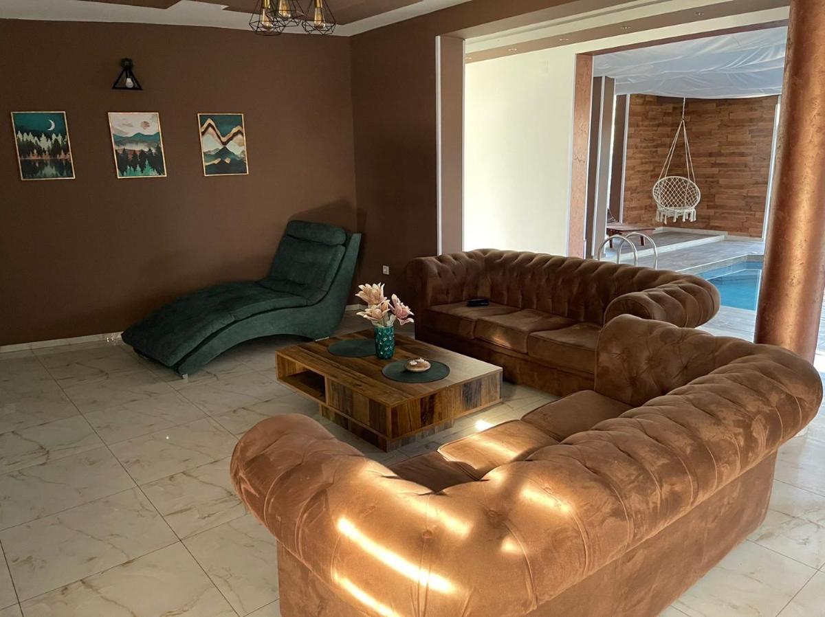 Vila Sky Kragujevac - Housity