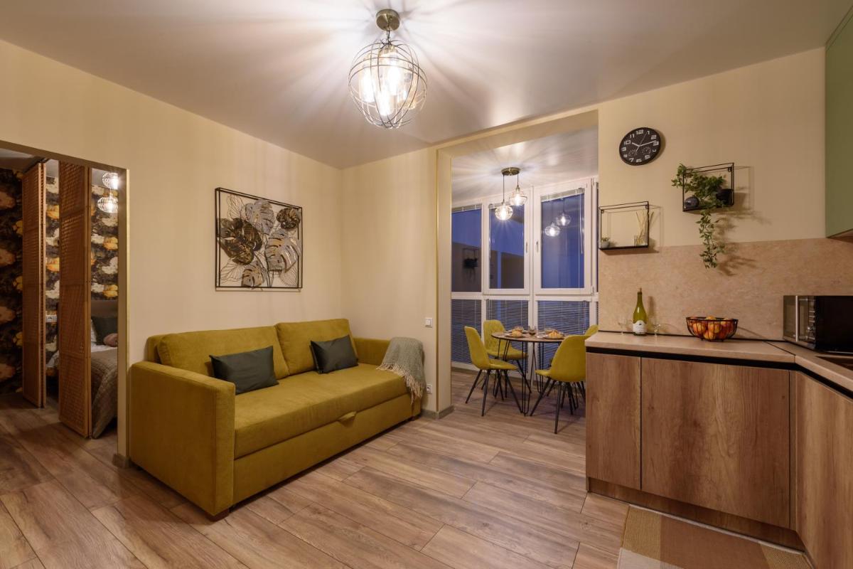 Здаються в оренду подобово АПАРТАМЕНТИ ZONEofCOMFORT-1 Поруч з центром міста, затишні та комфортні для проживання, як вдома - Housity