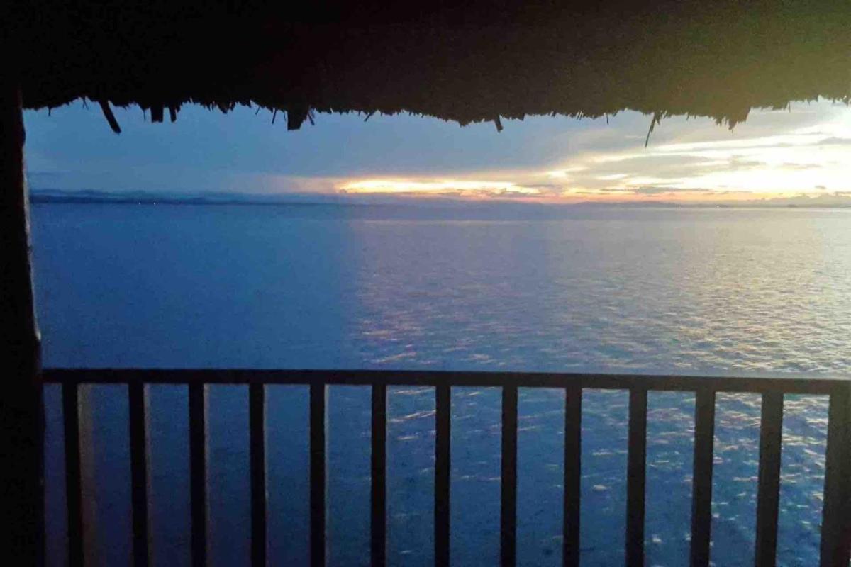 San Blas Islands - Private Cabin Over-the-Ocean + Meals + Island Tours - Housity