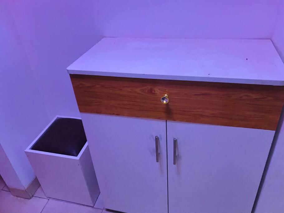 Couple Friendly Private Room Basundhara Dhaka - Housity