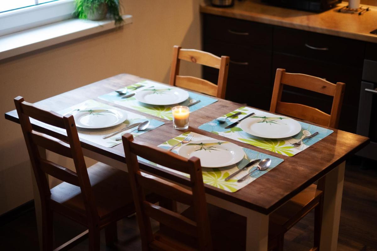 NIENOVO - Apartament Kórnik niedaleko jeziora i widok na Arboretum - Housity