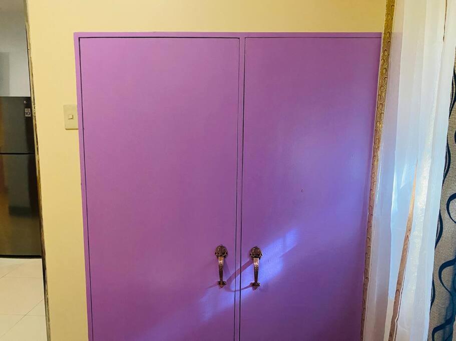 B1 - Spacious 3BR House with Netflix, Fiber Wifi, Parking, Balcony - Housity