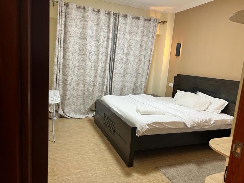 Enzi Heights Apartment Block B - Housity