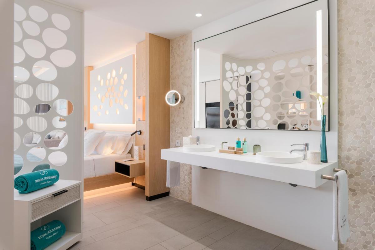 Un baño de Royal Hideaway Corales Beach - Adults Only