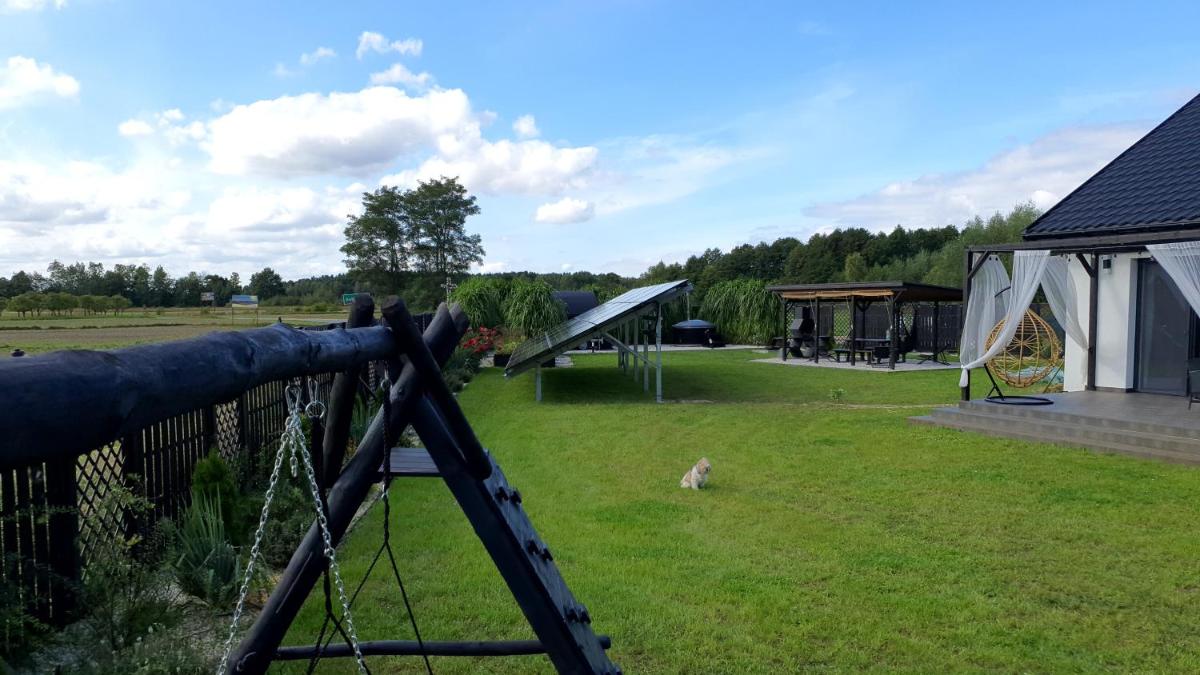 Czarne Nad Białym - Housity