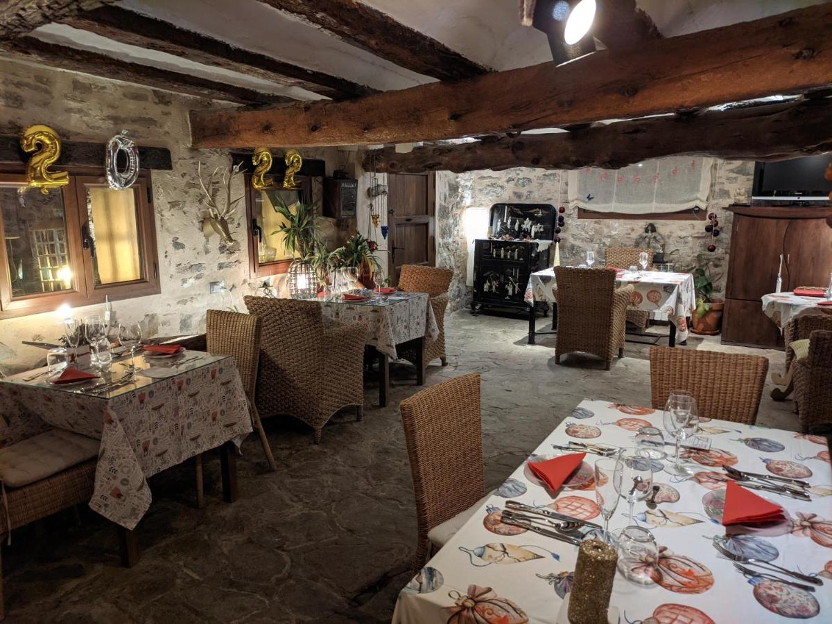 Xana Casa Rural - Housity