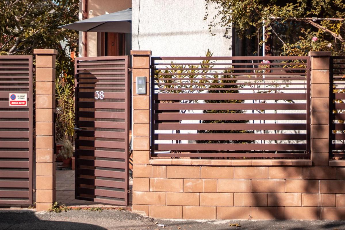 Victor Residence 38 - Housity