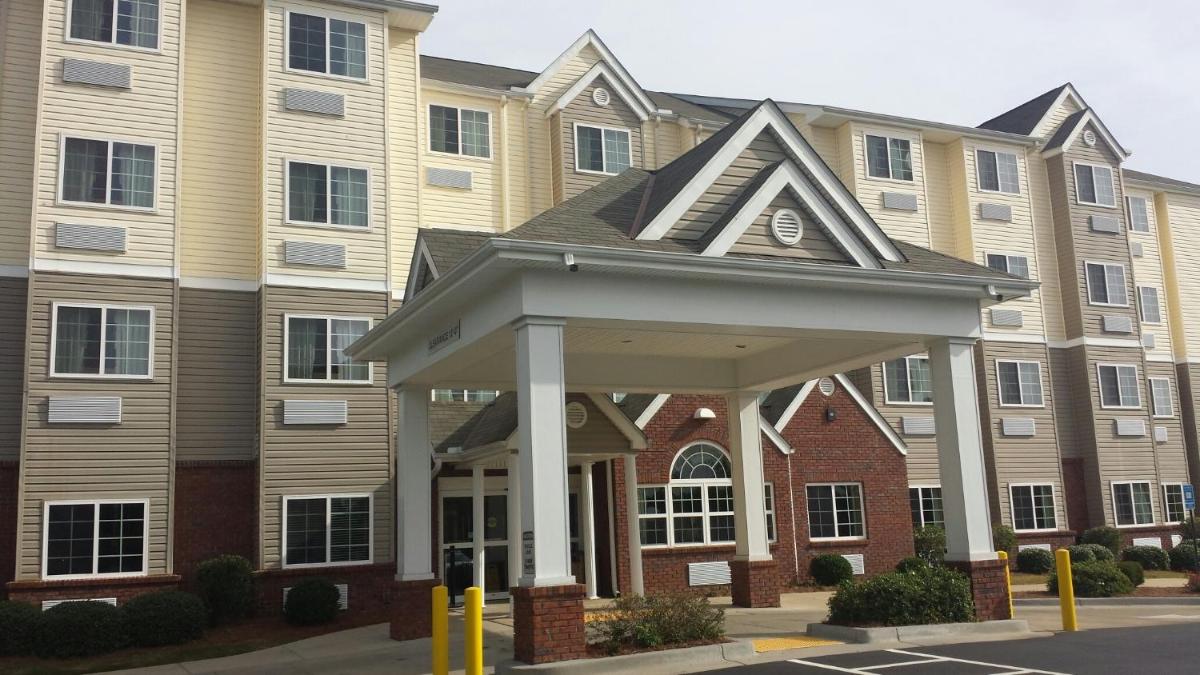 Microtel Inn & Suites by Wyndham Columbus Near Fort Moore - Housity