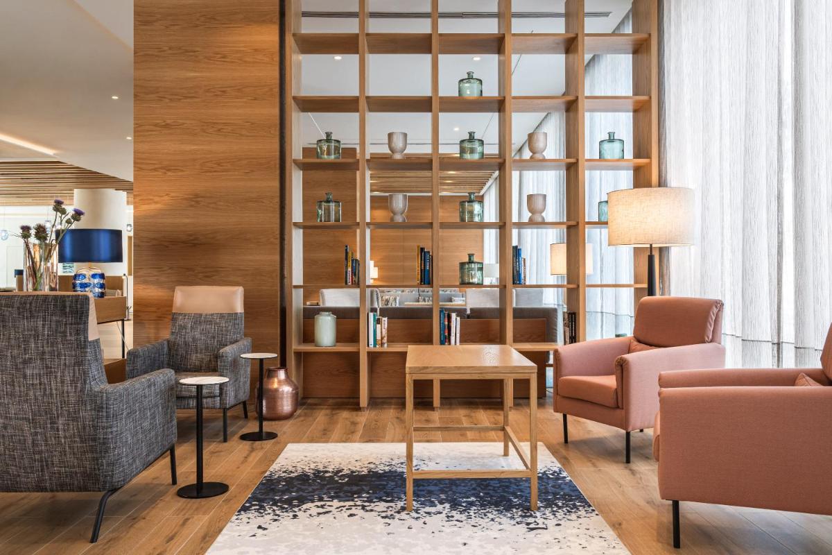Uma área de estar em Hyatt Regency Lisbon