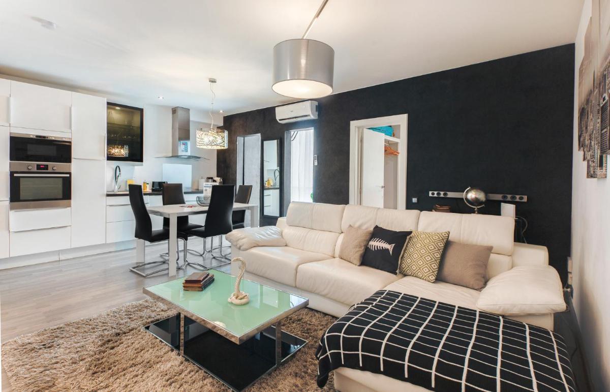 Stay Unique Apartments Aprestadora - Housity
