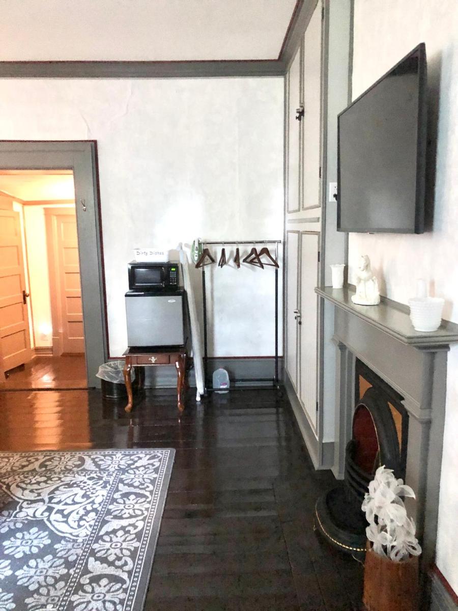 Belmont Inn - Housity