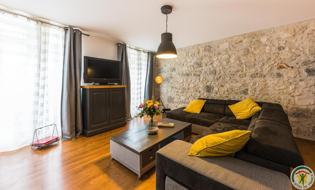 Les Gîtes du château - Le loft HENRI IV - Magnifique Appartement face au château - Housity