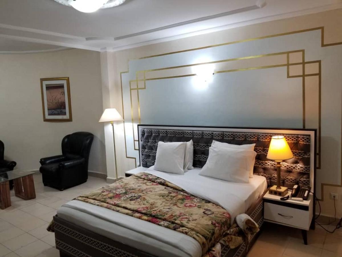 Massao Palace Hotel - Housity