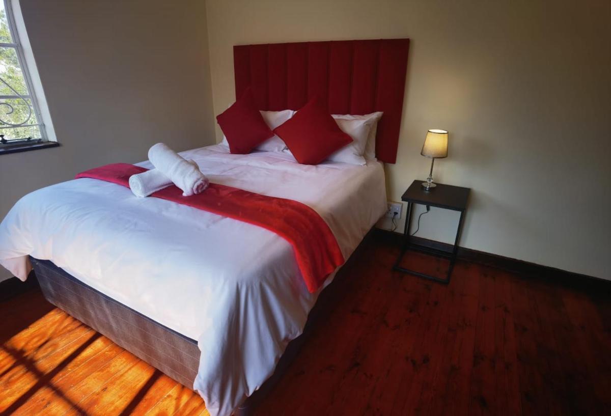 Safi - 3 bedroom Self Catering House - Housity