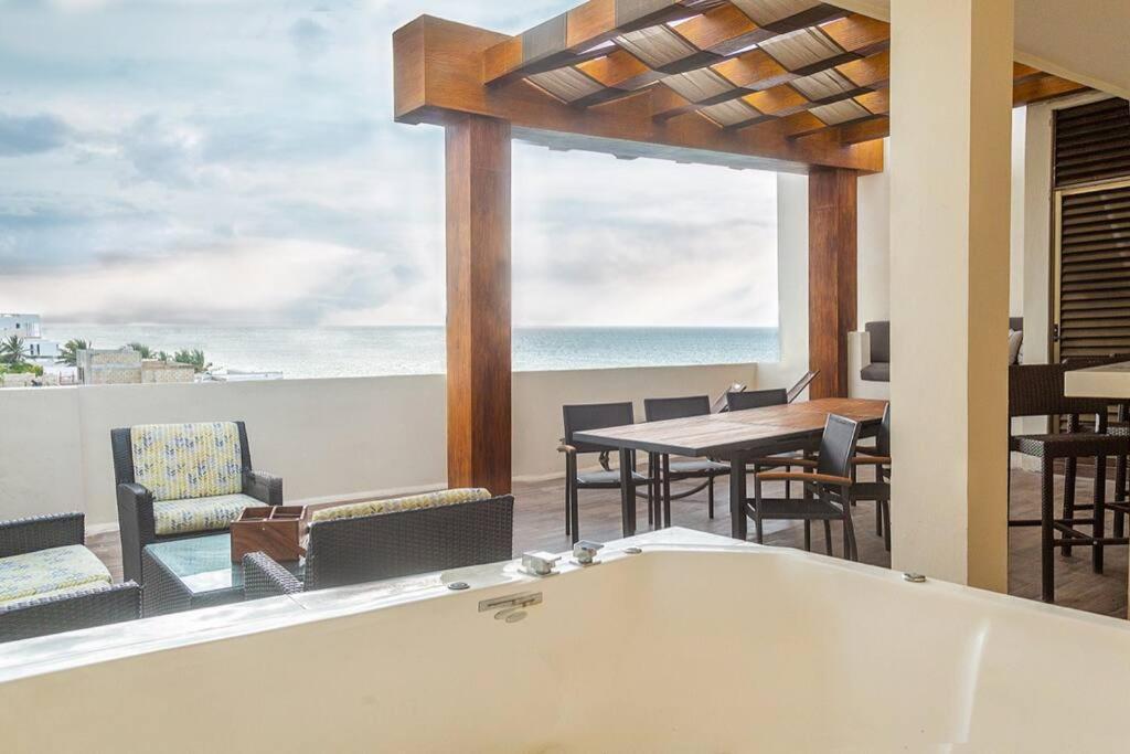 Penthouse-3 recamaras-frente playa-Rooftop-Jacuzzi - Housity